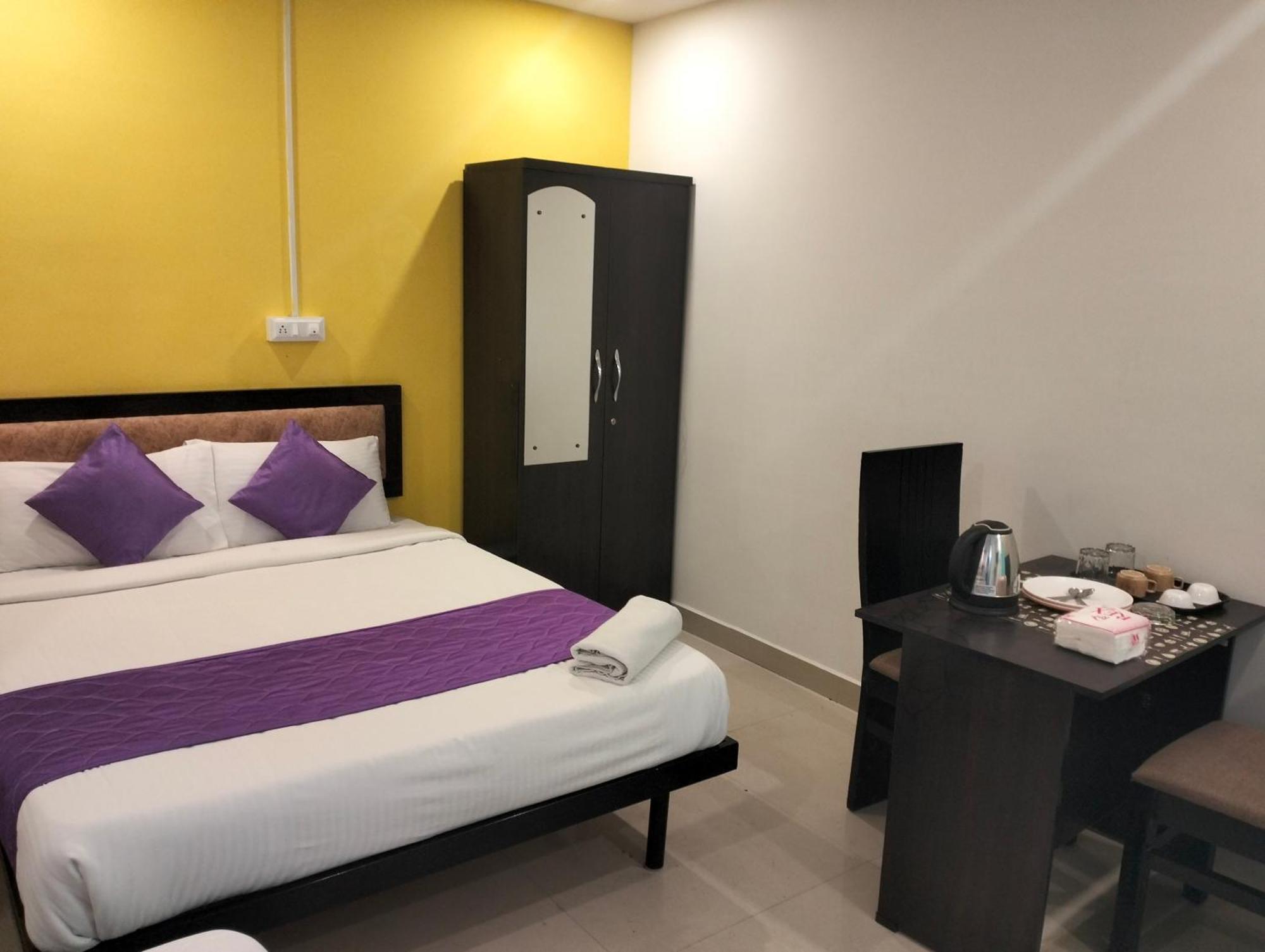 Hotel Sy Comforts バンガロール エクステリア 写真