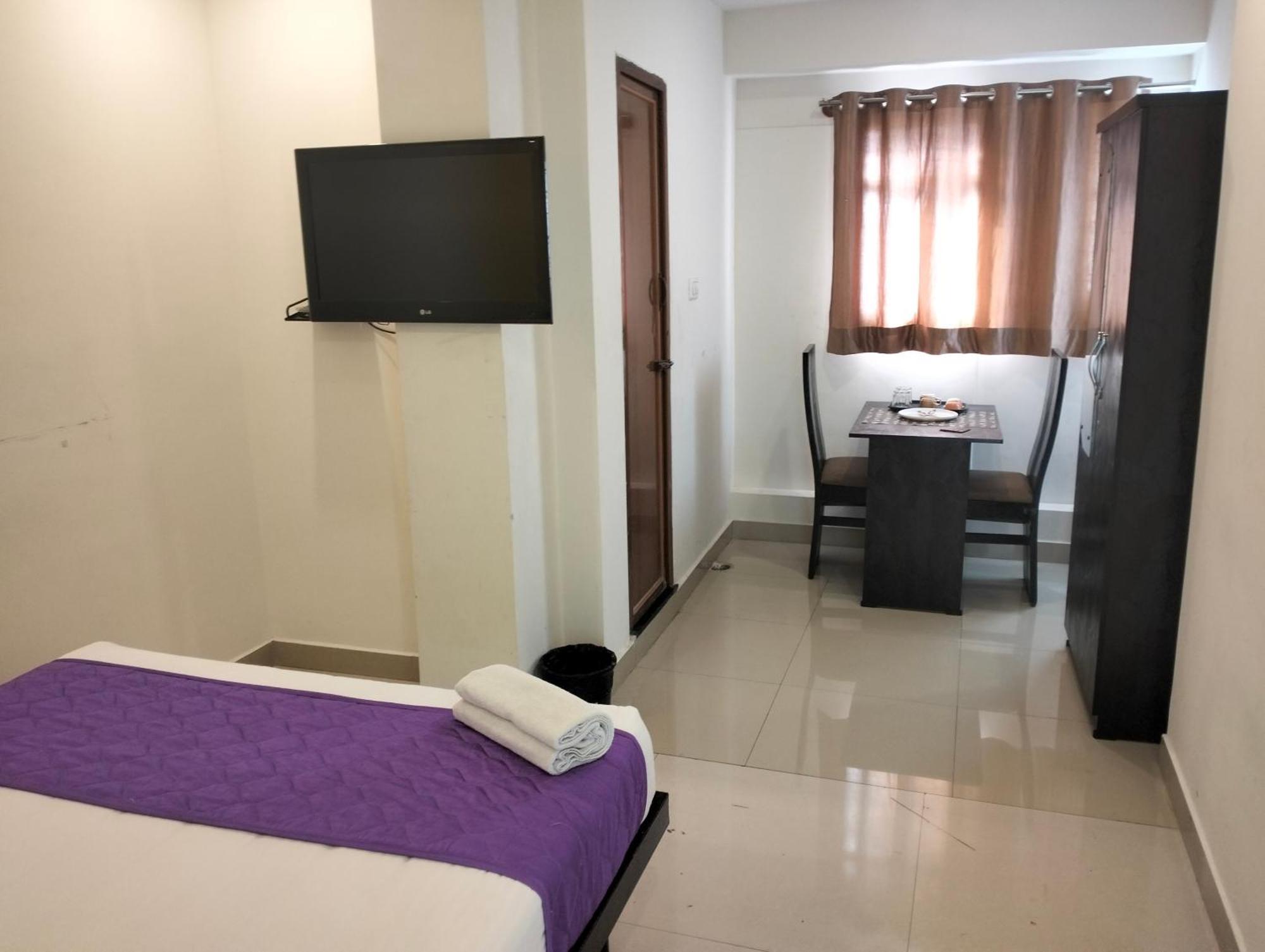 Hotel Sy Comforts バンガロール エクステリア 写真